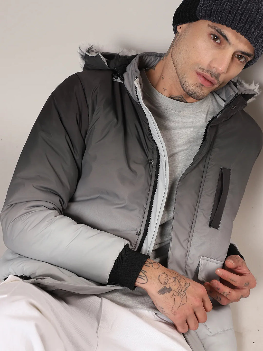 ₹2,699 Campus Sutra Men's Charcoal Black Light Grey Ombre