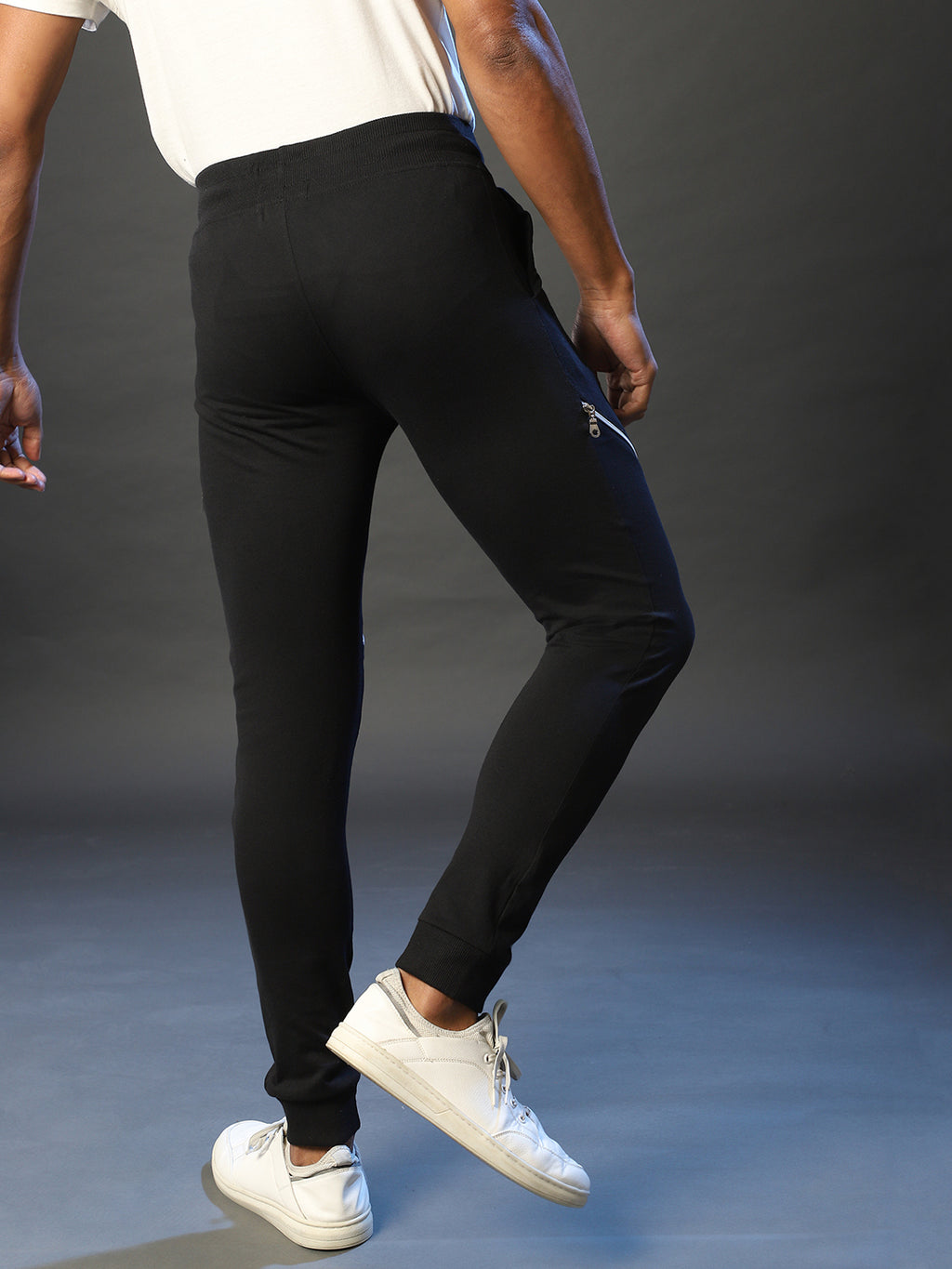 Solid Trackpants With Contrast Zipper Details