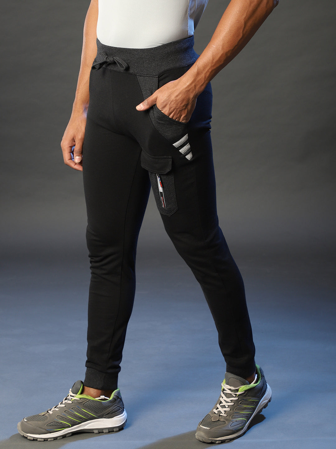 Elastic Waist Jogging Pants