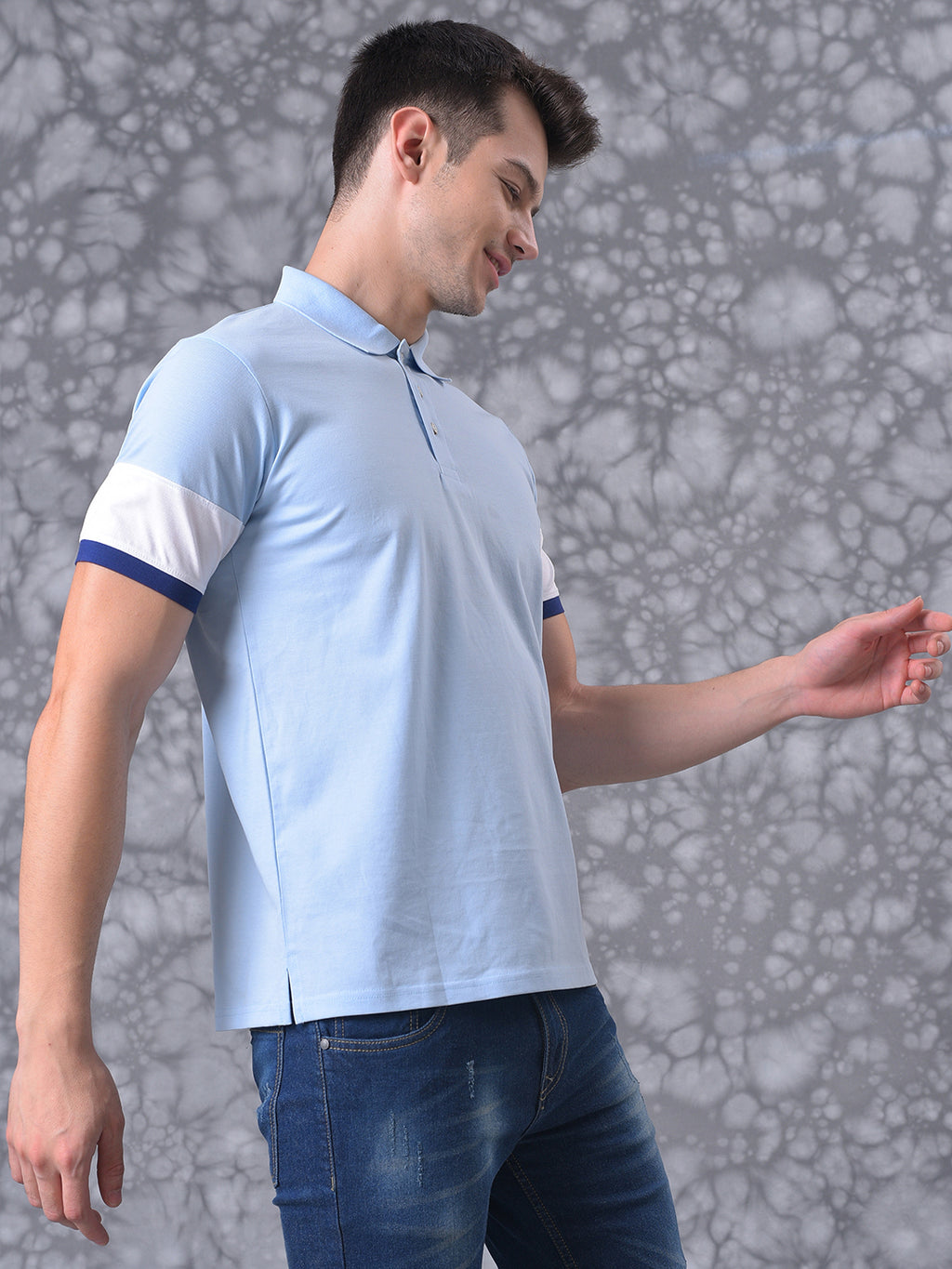 Solid Stylish Casual Polo Neck T-Shirt