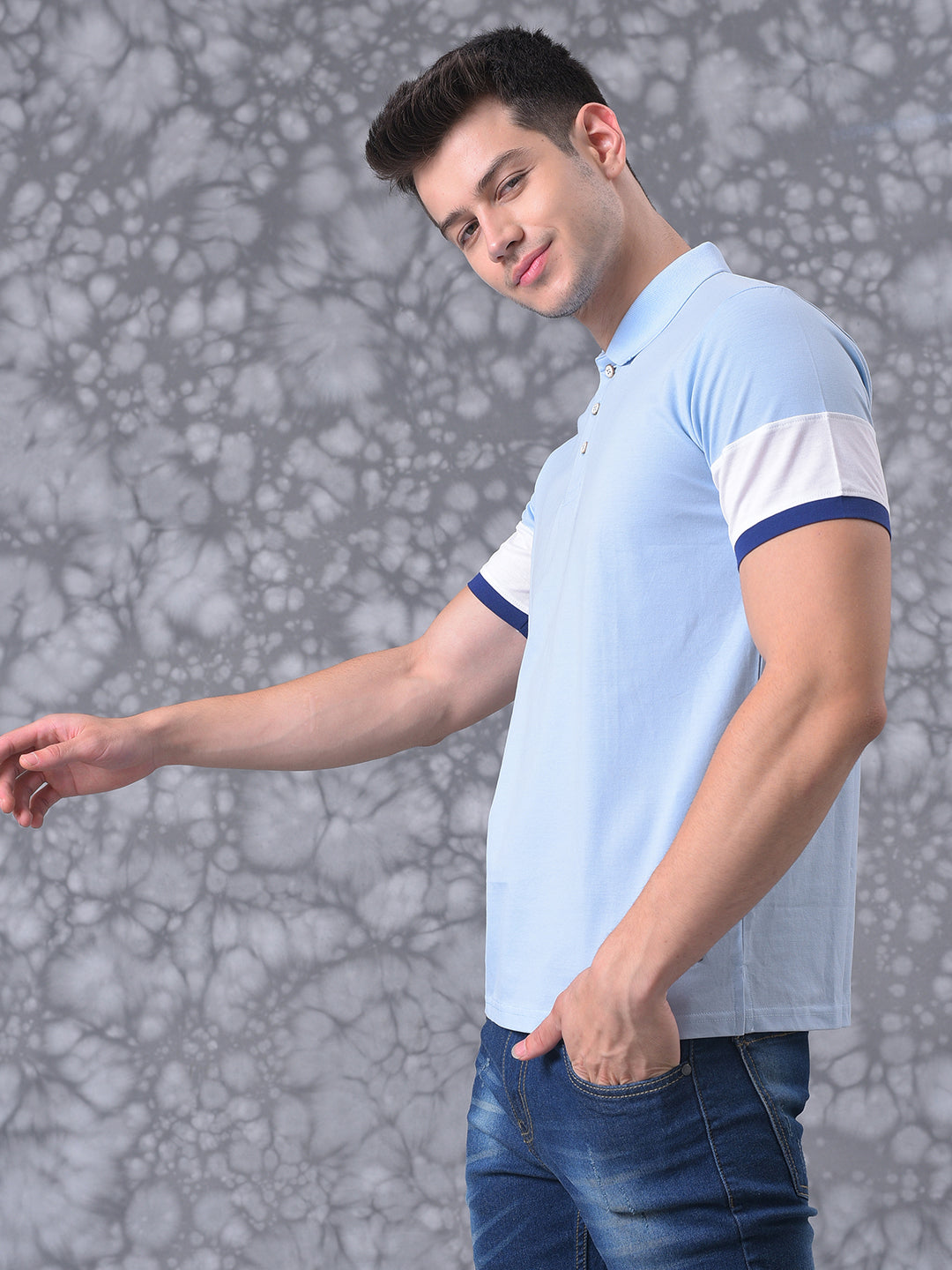 Solid Stylish Casual Polo Neck T-Shirt