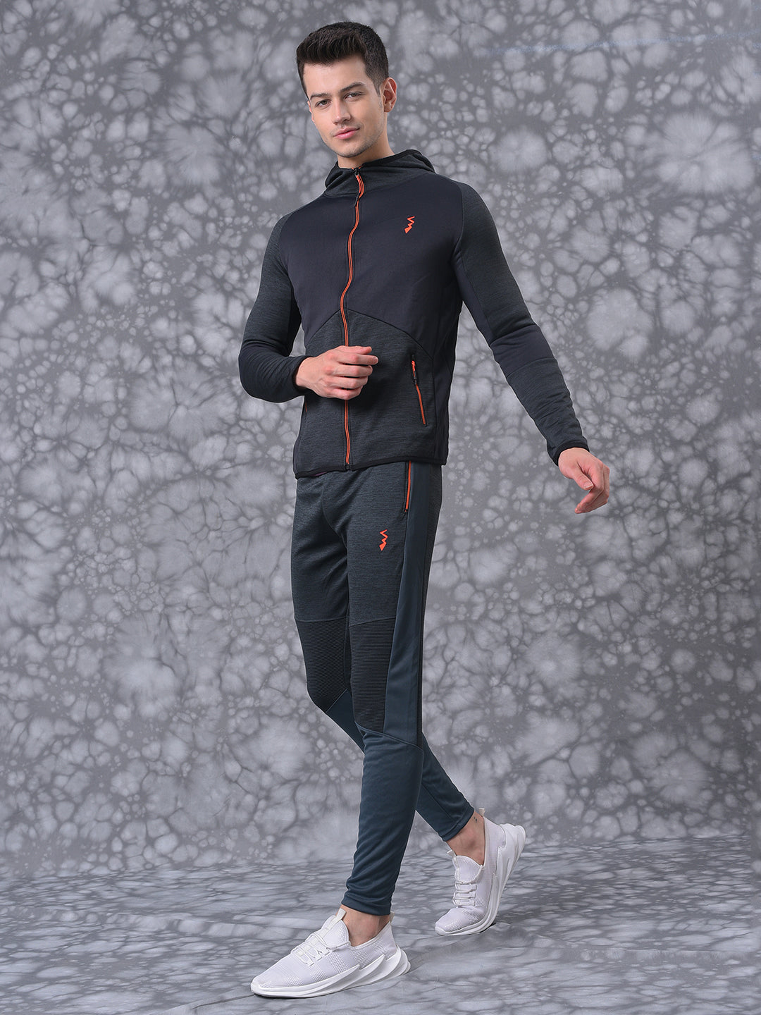 Solid Stylish Casual & Sports Hooded Tracksuit
