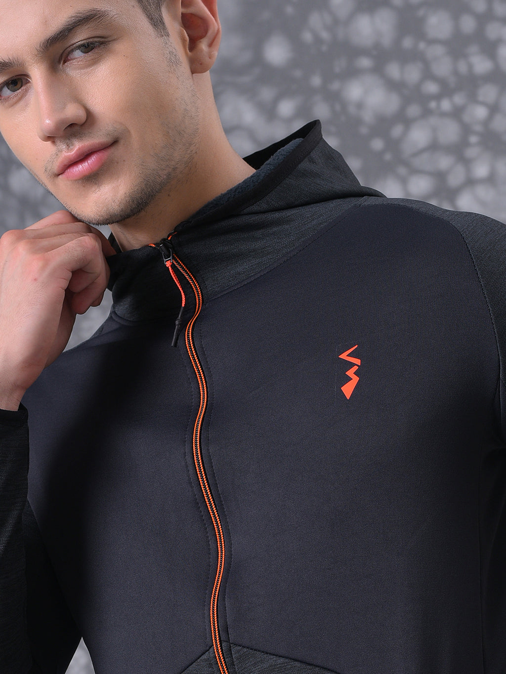 Solid Stylish Casual & Sports Hooded Tracksuit