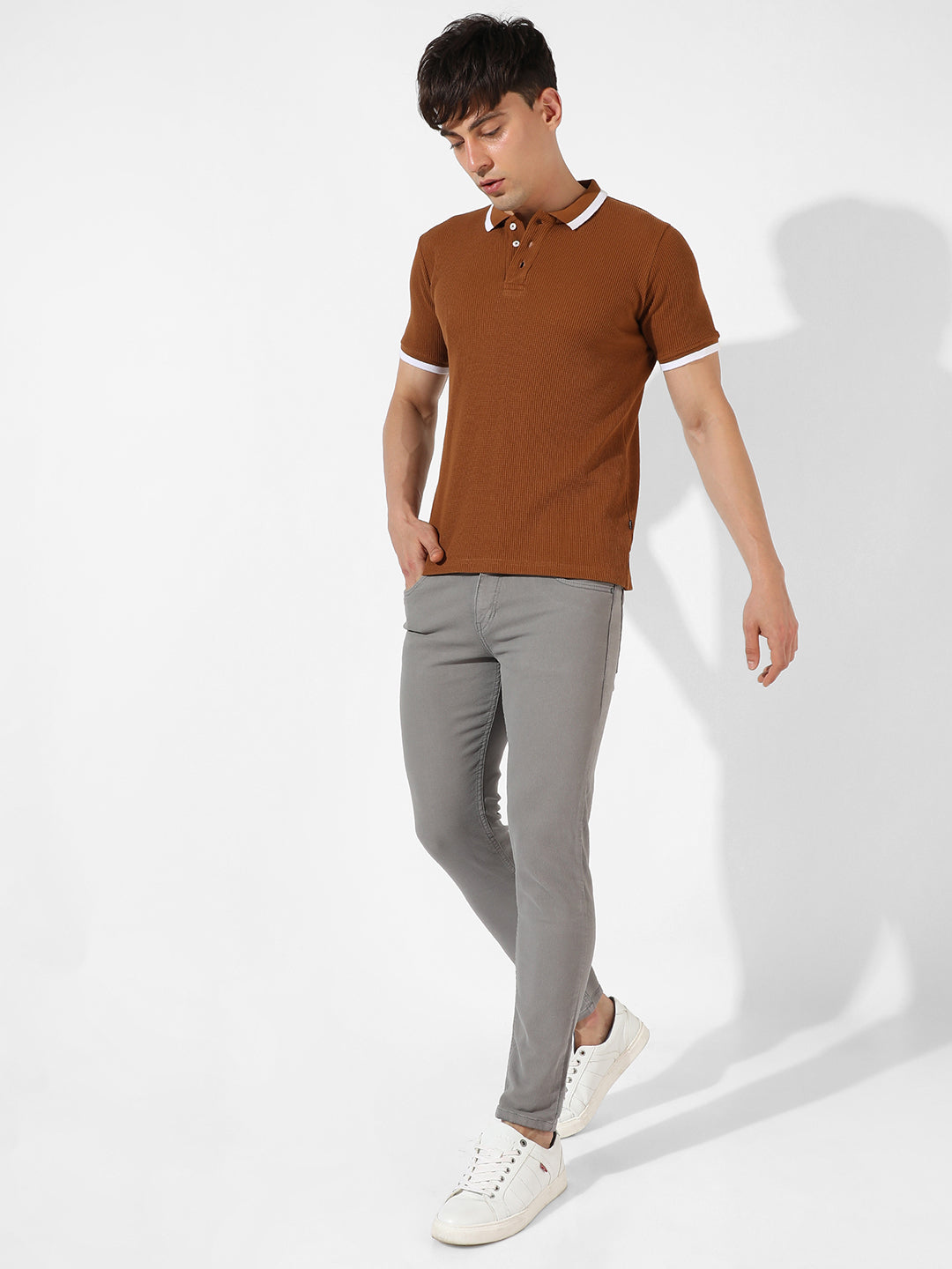 Campus Sutra Men T-Shirt