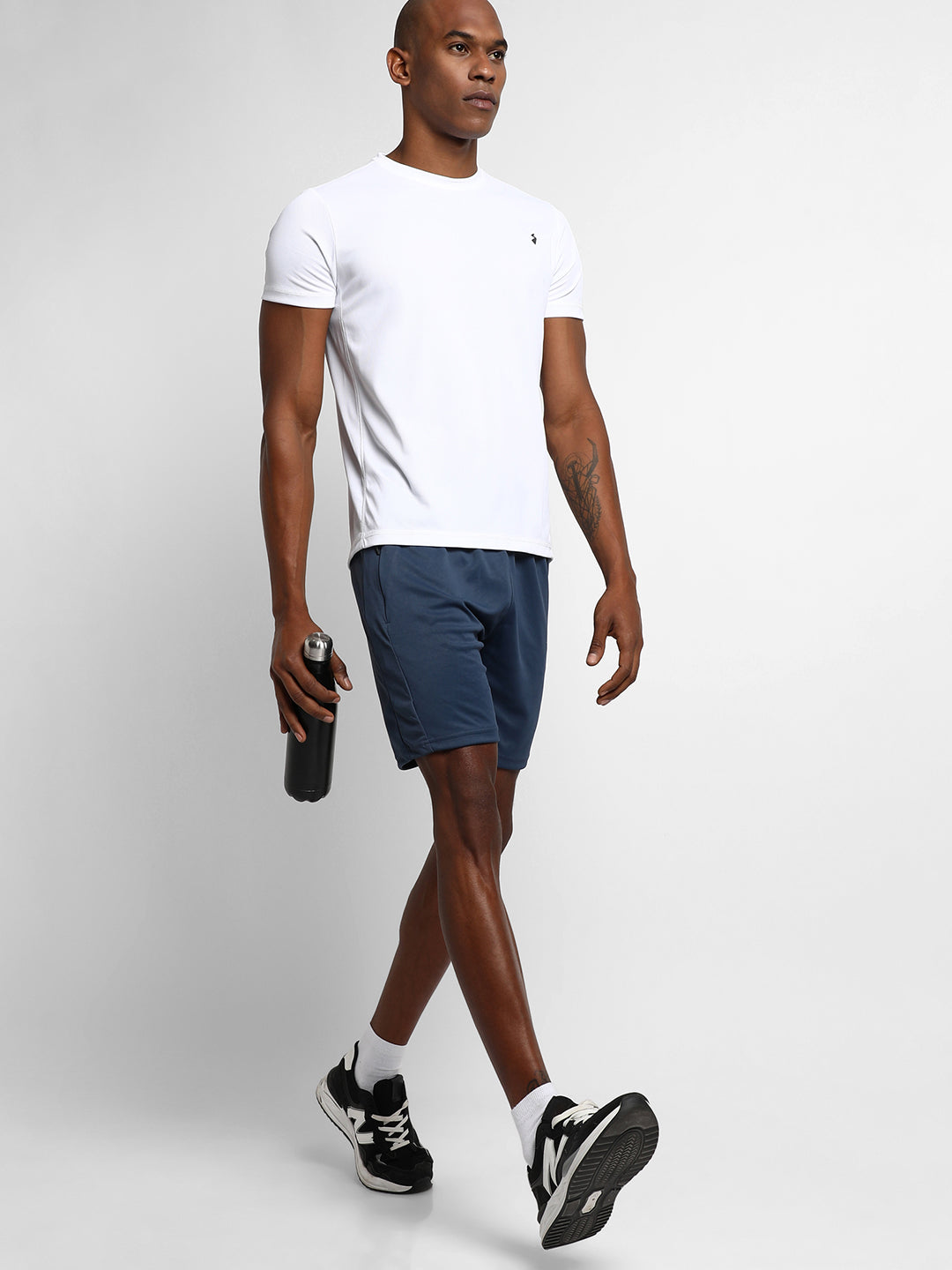 Campus Sutra Men T-Shirt