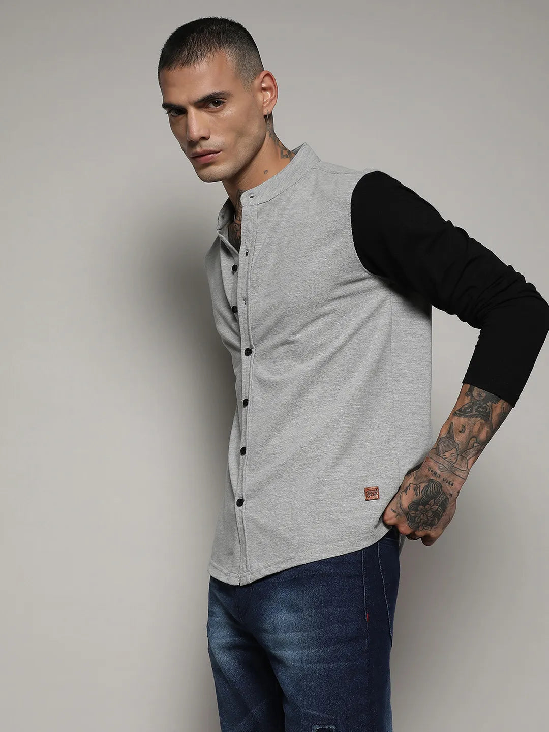 Contrast striped sleeve script logo sweatshirt clearance