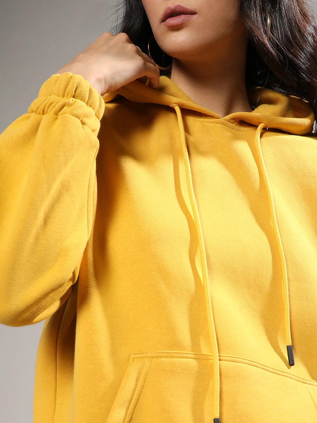 Oversized Basic Hoodie With Kangaroo Pocket